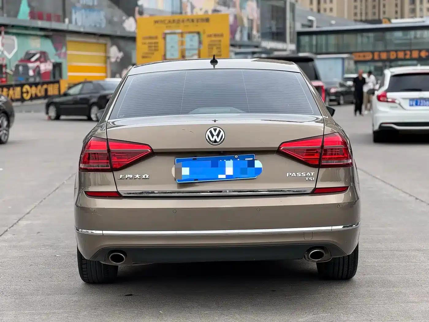 2016 Passat 330TSI DSG Royal Edition — миниатюра 5