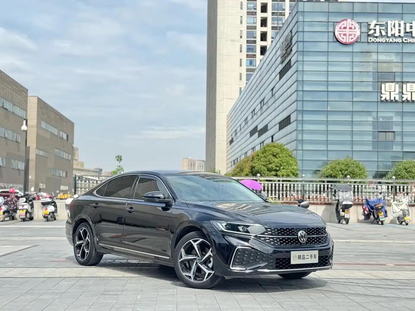 2024 Passat 380TSI Starry Sky Dragon Edition — миниатюра 2