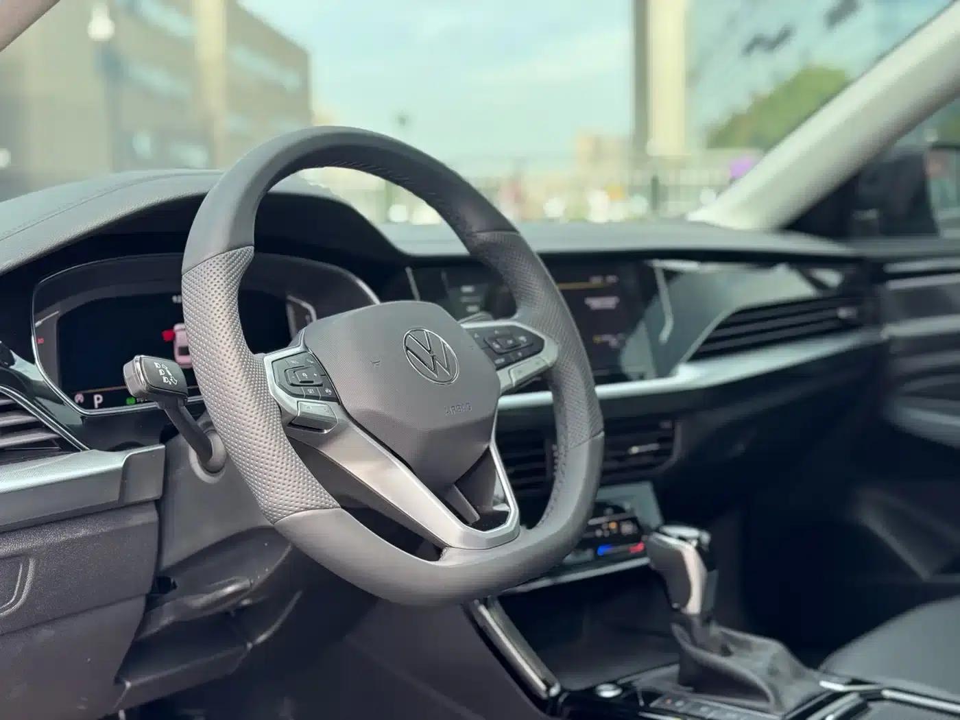 2024 Passat 380TSI Starry Sky Dragon Edition — миниатюра 10
