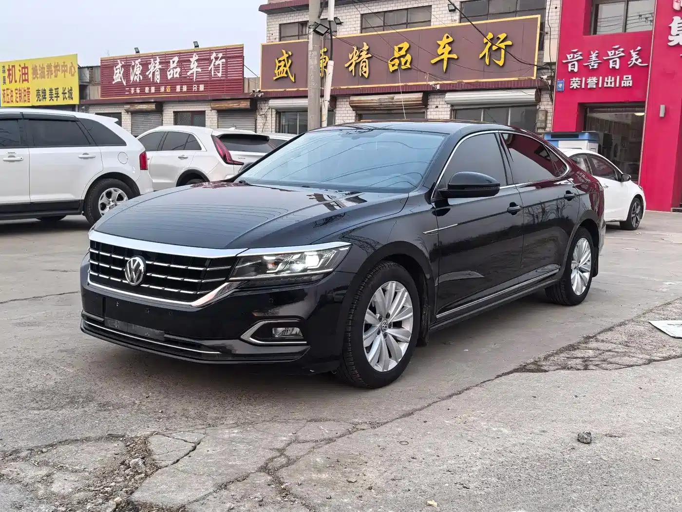 2019 Volkswagen Passat 330TSI Elite Edition (China VI Emission Standard) — миниатюра 1