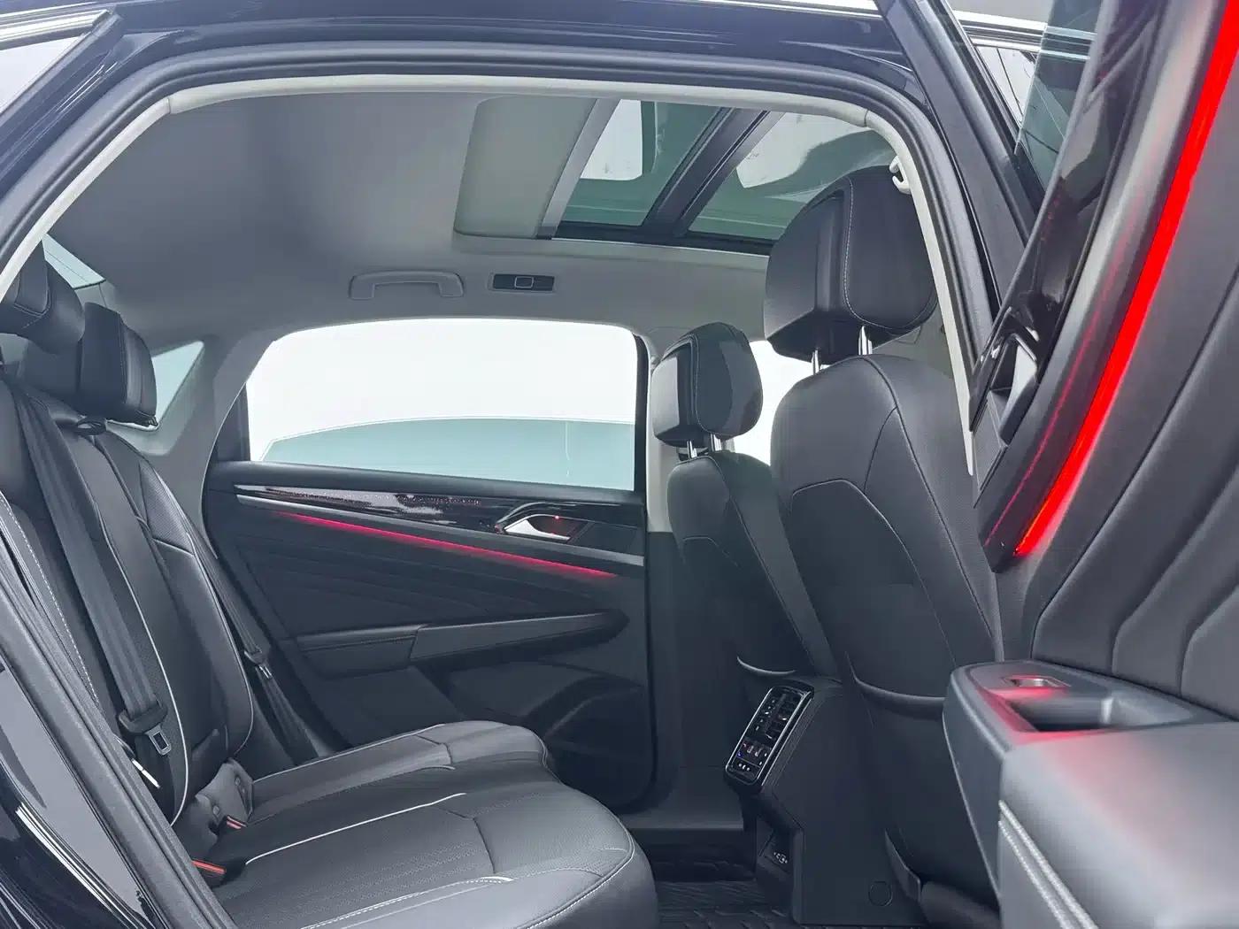 2024 Passat 330TSI Starry Sky Elite Edition — миниатюра 10