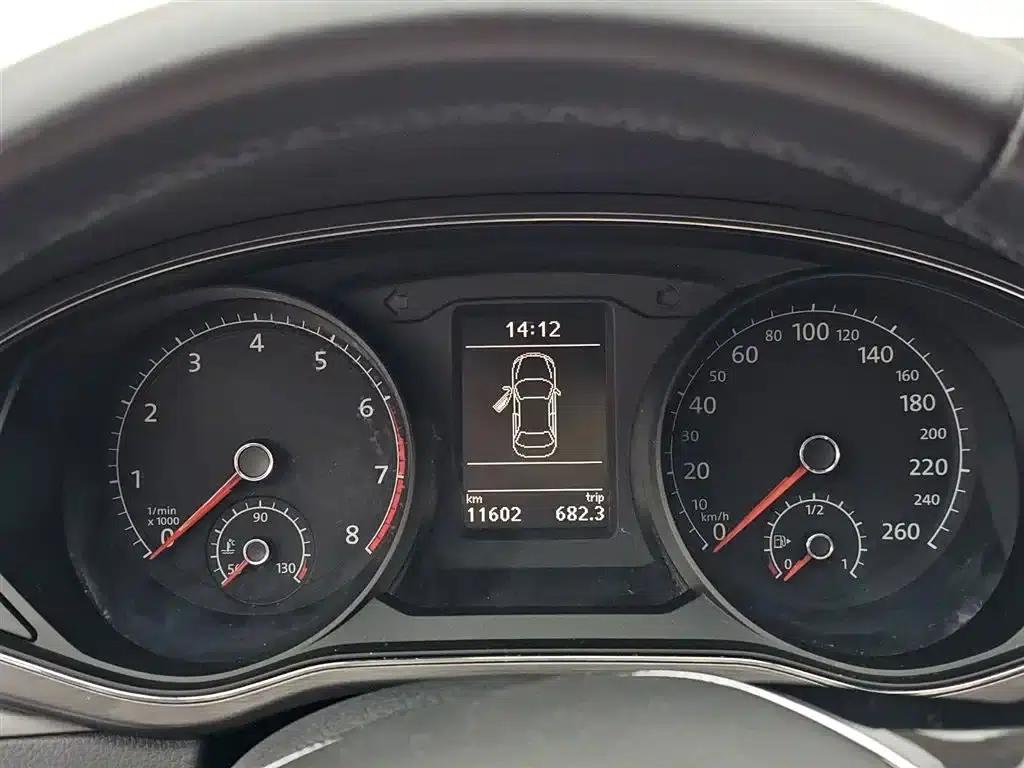 2017 Passat 330TSI DSG Premium Edition — миниатюра 9