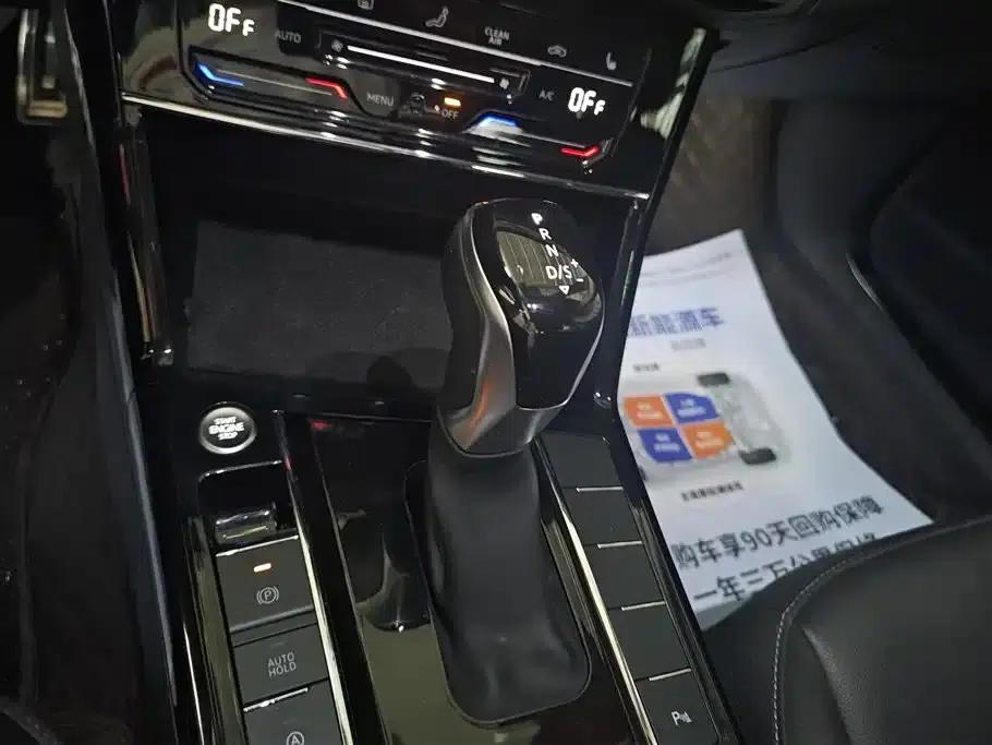 2023 Passat Facelift 330TSI Elite Edition — миниатюра 16
