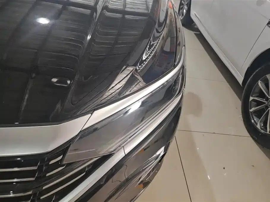 2023 Passat Facelift 330TSI Elite Edition — миниатюра 5