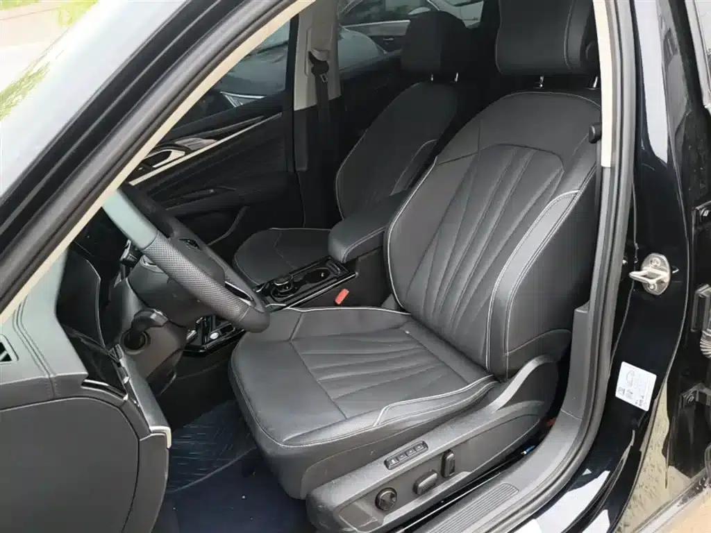 2024 Passat 330TSI Elite Edition — миниатюра 15