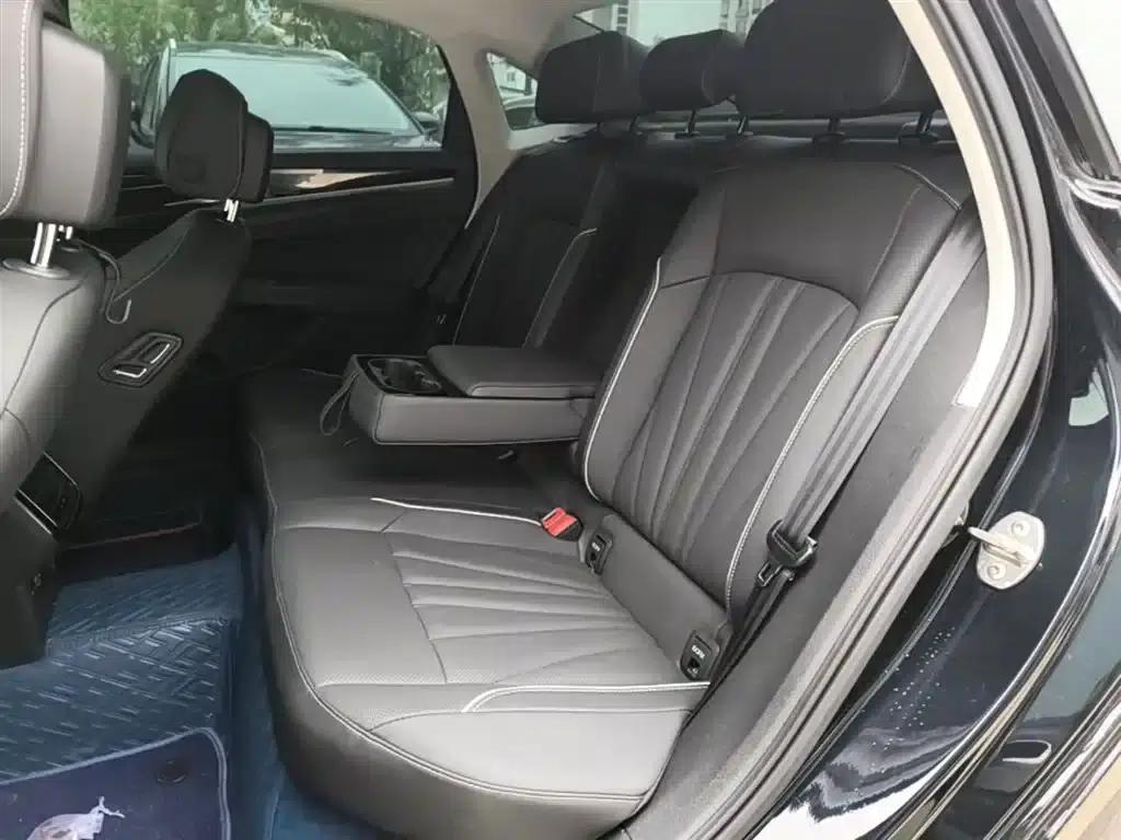 2024 Passat 330TSI Elite Edition — миниатюра 17