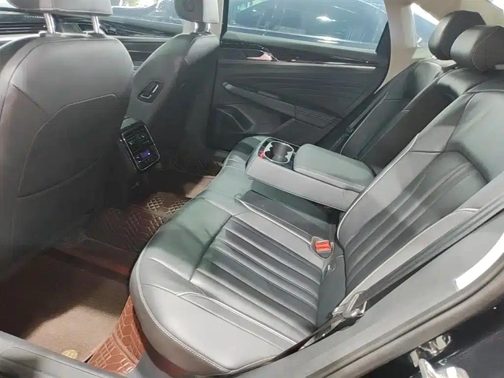 2023 Volkswagen Passat 330TSI Starry Sky Elite Edition — миниатюра 17
