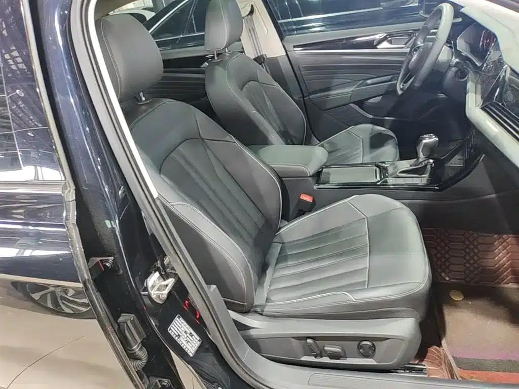 2023 Volkswagen Passat 330TSI Starry Sky Elite Edition — миниатюра 25