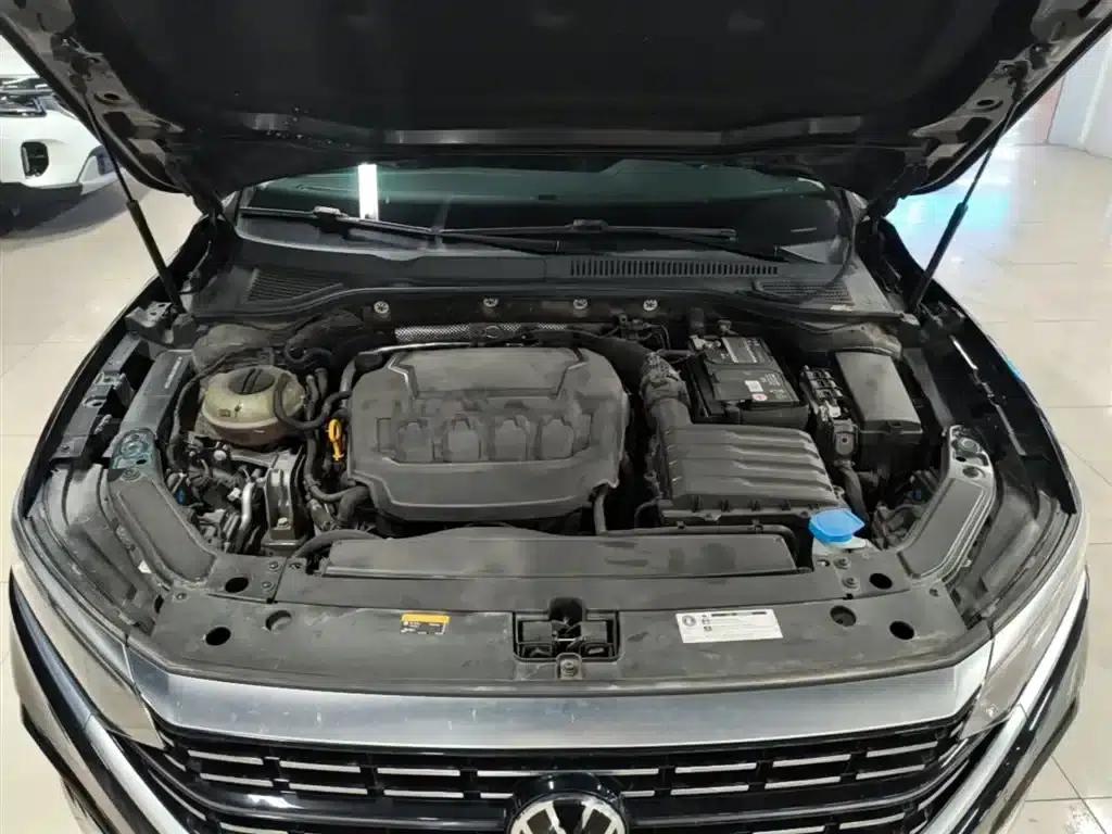 2023 Passat Facelift 330TSI Luxury Edition — миниатюра 20
