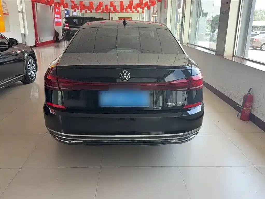 2023 Passat 330TSI Elite Edition — миниатюра 11