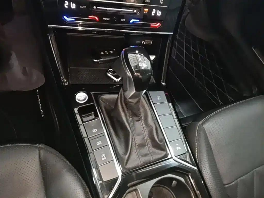 2020 Volkswagen Passat Facelift 330TSI Luxury Edition (China VI Emission Standard) — миниатюра 14