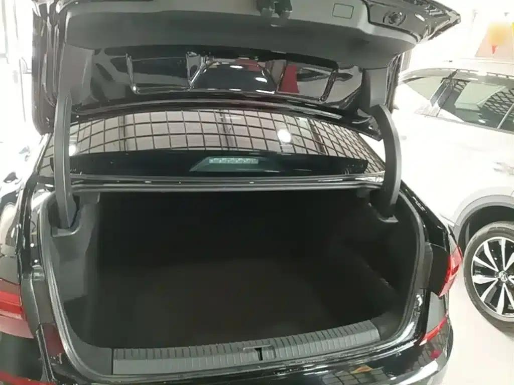 2020 Volkswagen Passat Facelift 330TSI Luxury Edition (China VI Emission Standard) — миниатюра 19