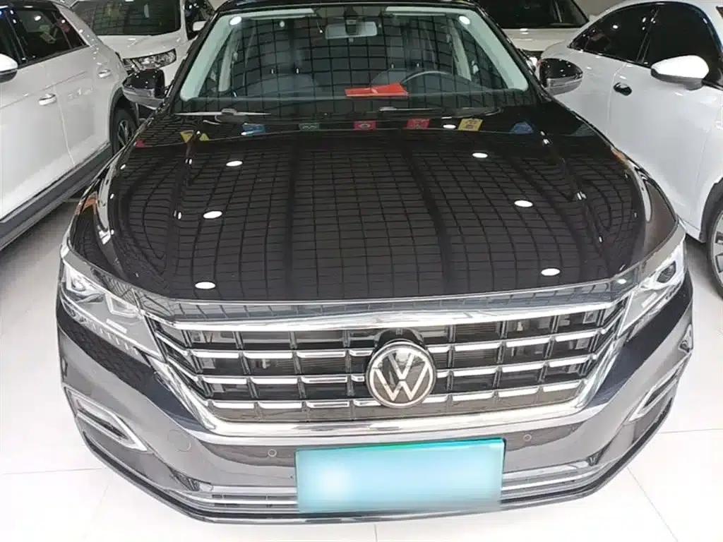 2020 Volkswagen Passat Facelift 330TSI Luxury Edition (China VI Emission Standard) — миниатюра 3