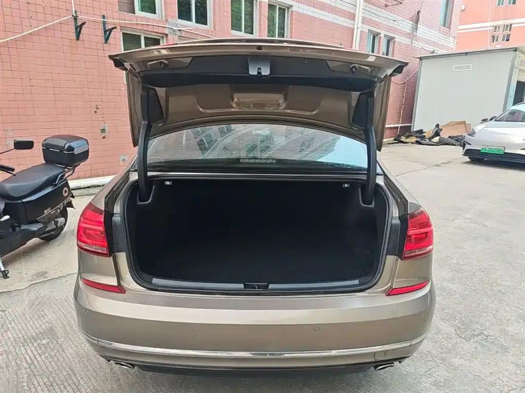2017 Passat 330TSI DSG Premium Edition — миниатюра 19