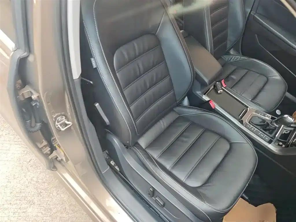 2017 Passat 330TSI DSG Premium Edition — миниатюра 25