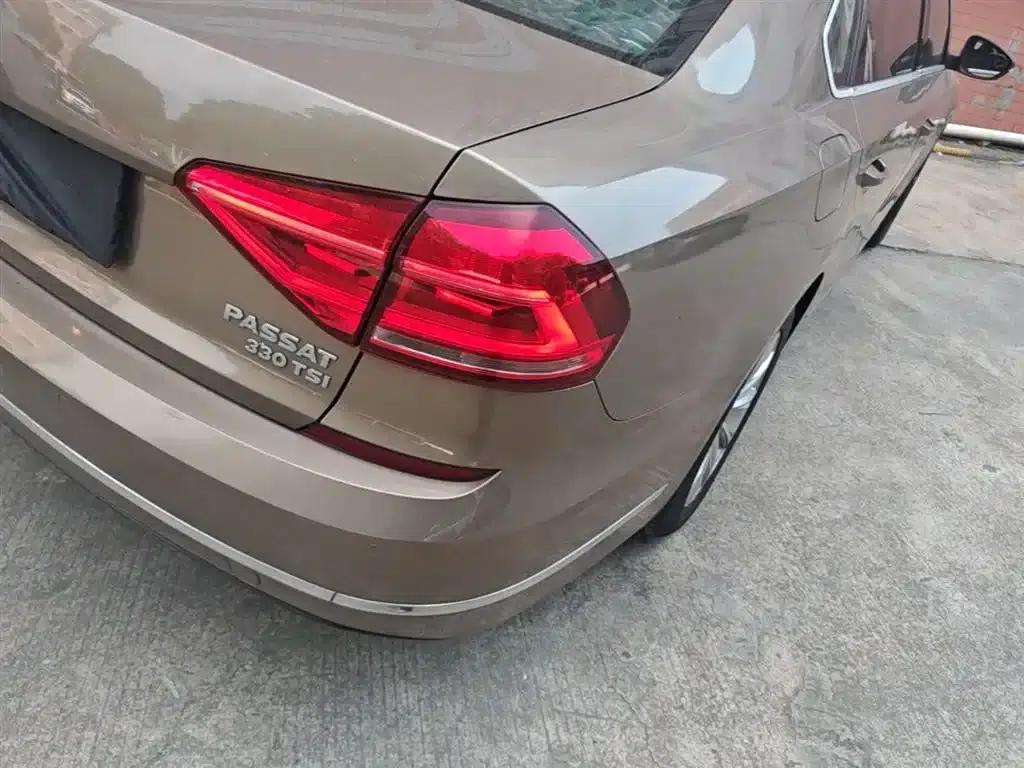 2017 Passat 330TSI DSG Premium Edition — миниатюра 8