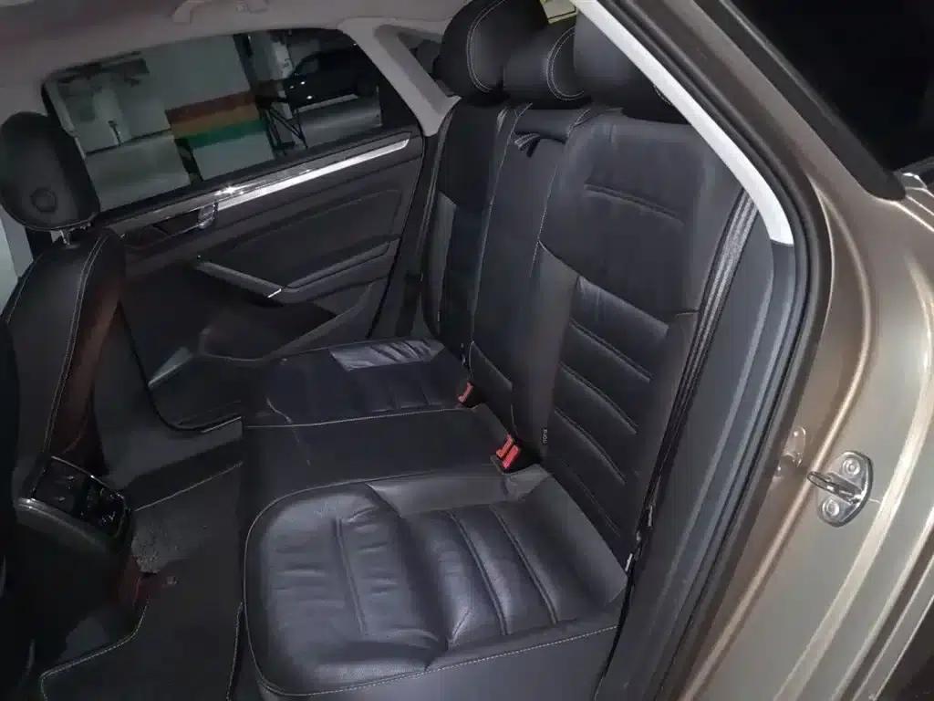 2016 Passat 330TSI DSG Royal Edition — миниатюра 14