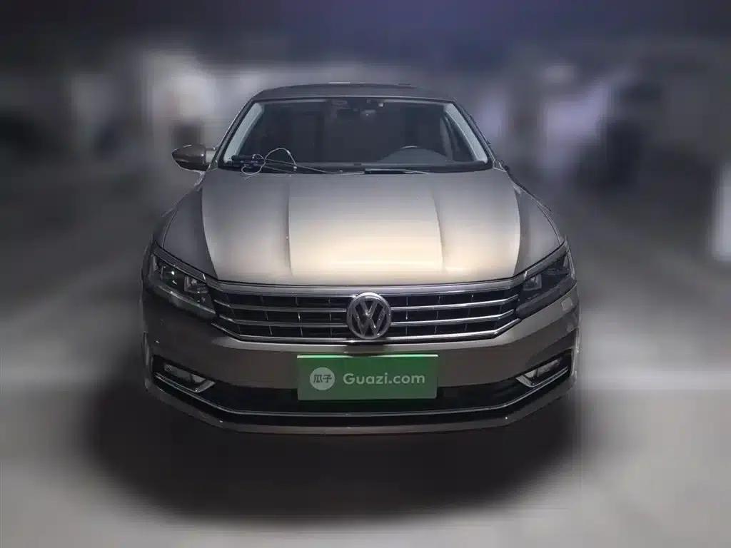 2016 Passat 330TSI DSG Royal Edition — миниатюра 3