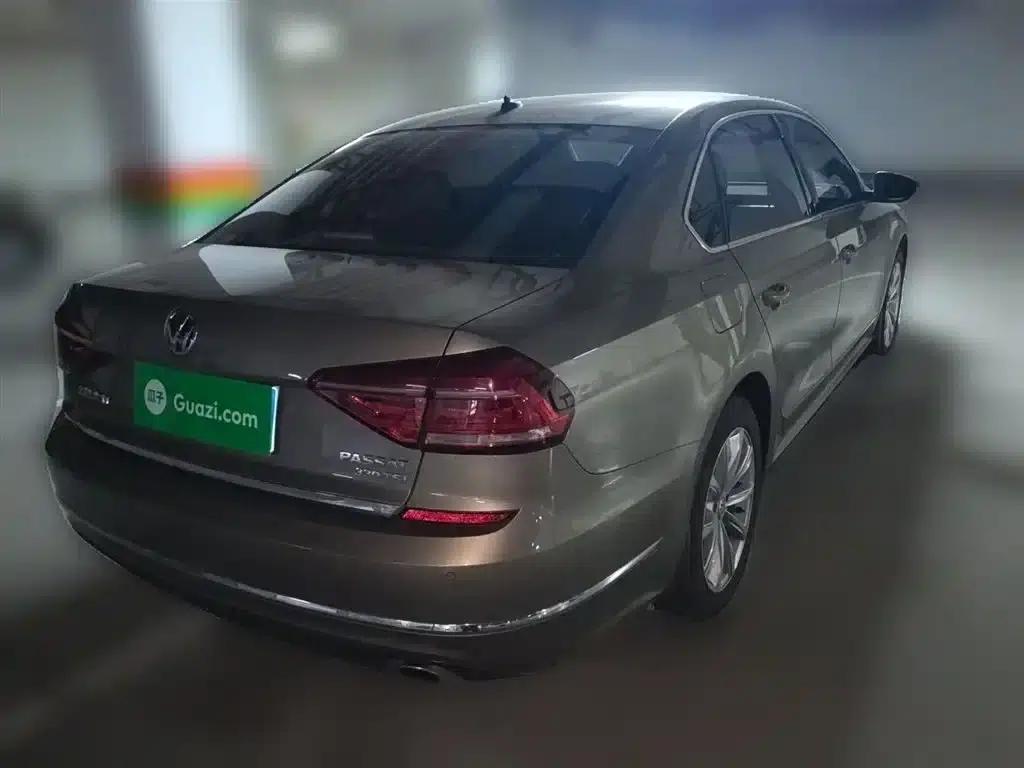 2016 Passat 330TSI DSG Royal Edition — миниатюра 5