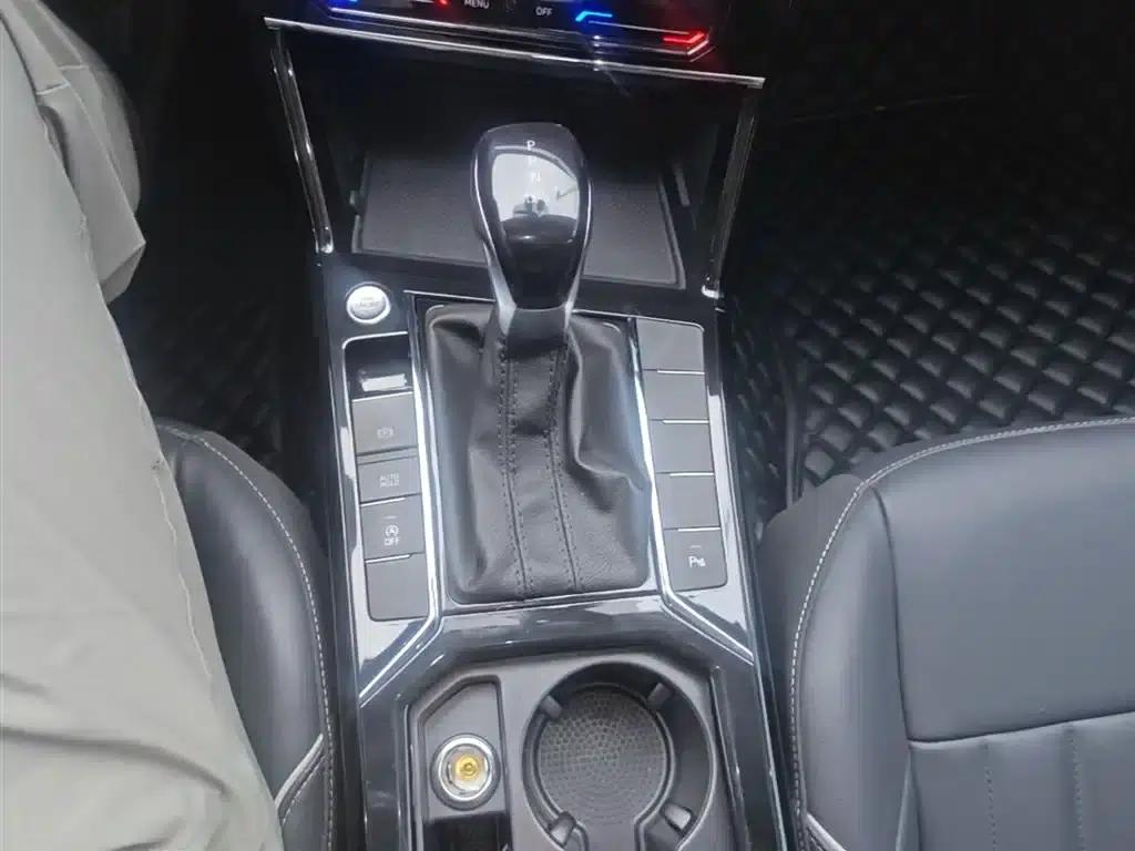 2023 Passat Facelift 330TSI Elite Edition — миниатюра 14