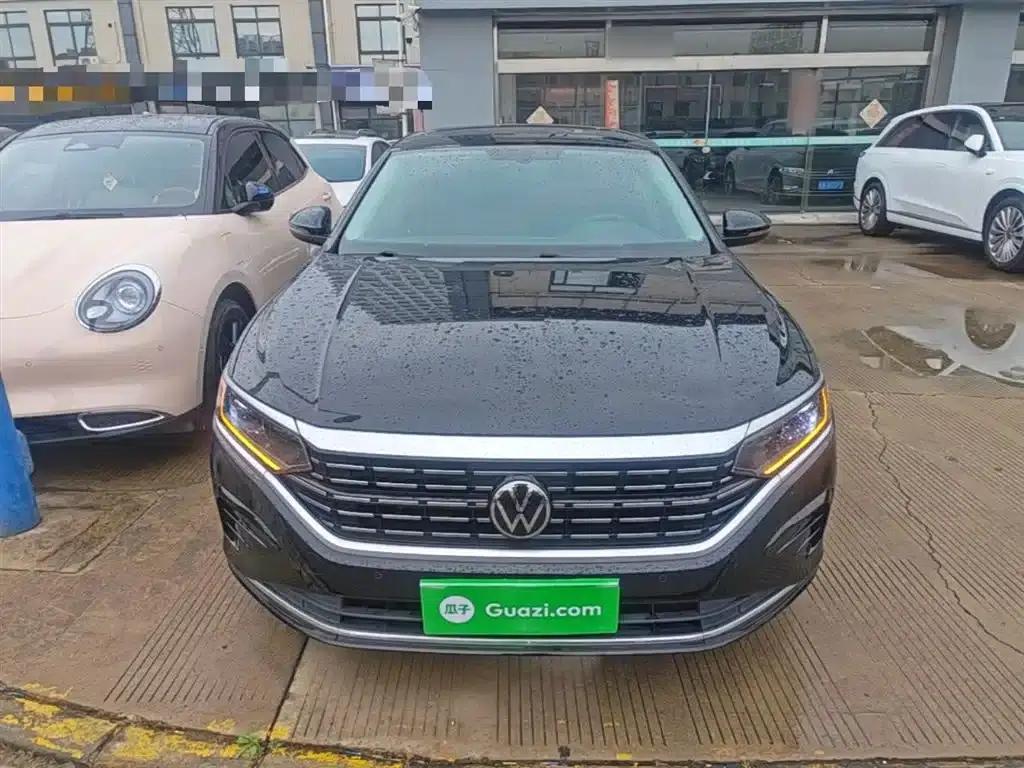 2023 Passat Facelift 330TSI Elite Edition — миниатюра 3