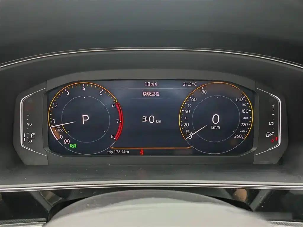 2023 Volkswagen Passat 330TSI Starry Sky Elite Edition — миниатюра 4