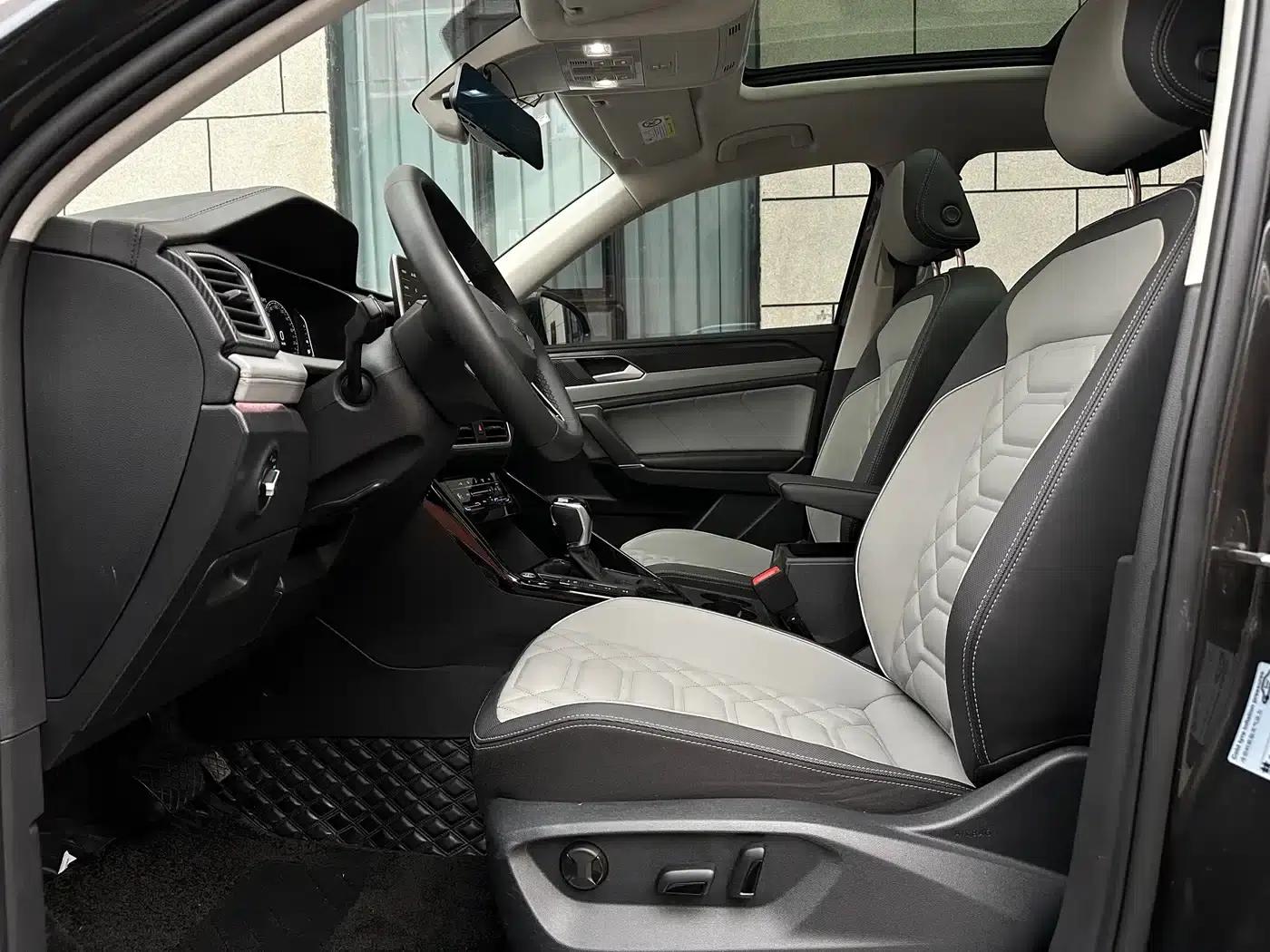 Tayron 2023 280TSI 2WD Luxury Plus Advanced Edition — миниатюра 18