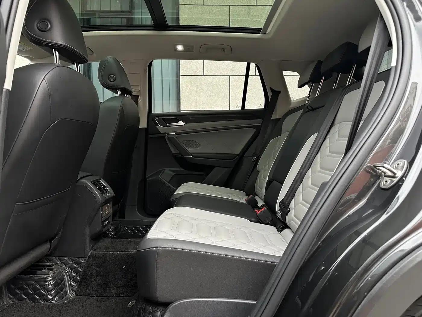Tayron 2023 280TSI 2WD Luxury Plus Advanced Edition — миниатюра 19