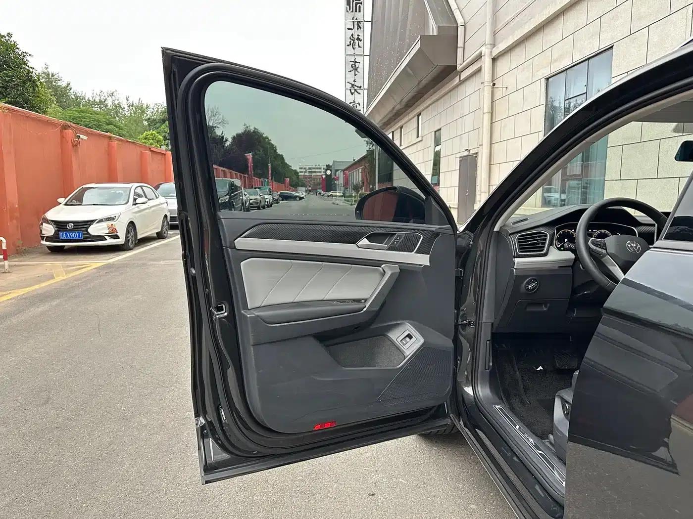 Tayron 2023 280TSI 2WD Luxury Plus Advanced Edition — миниатюра 20