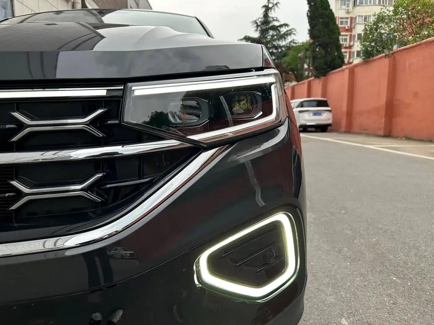 Tayron 2023 280TSI 2WD Luxury Plus Advanced Edition — миниатюра 3