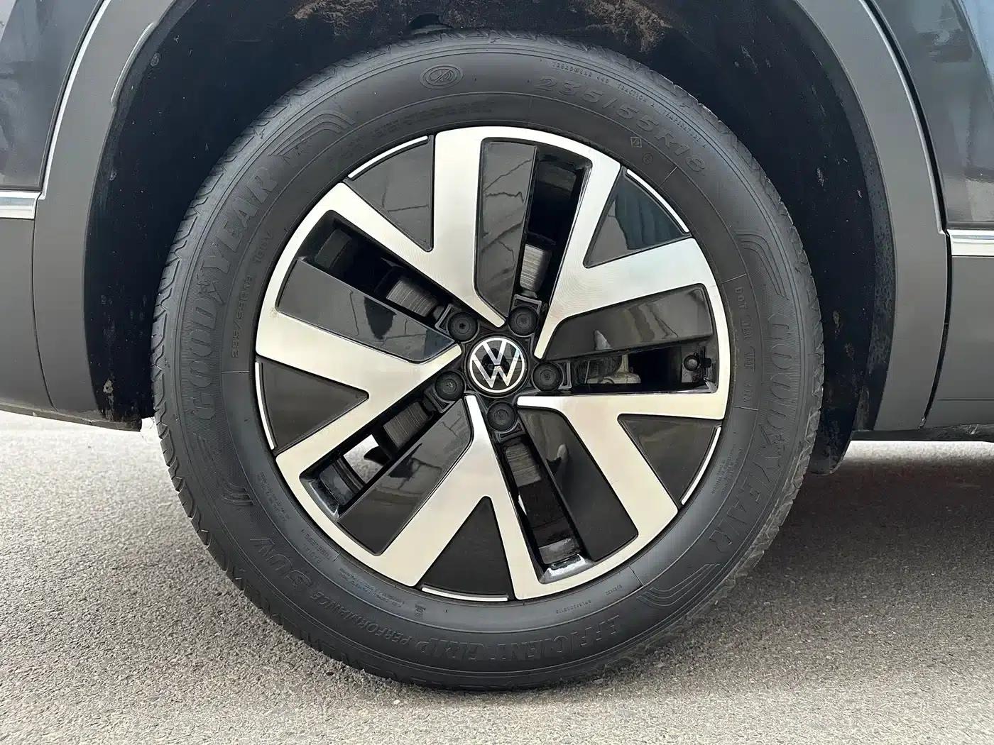 Tayron 2023 280TSI 2WD Luxury Plus Advanced Edition — миниатюра 23
