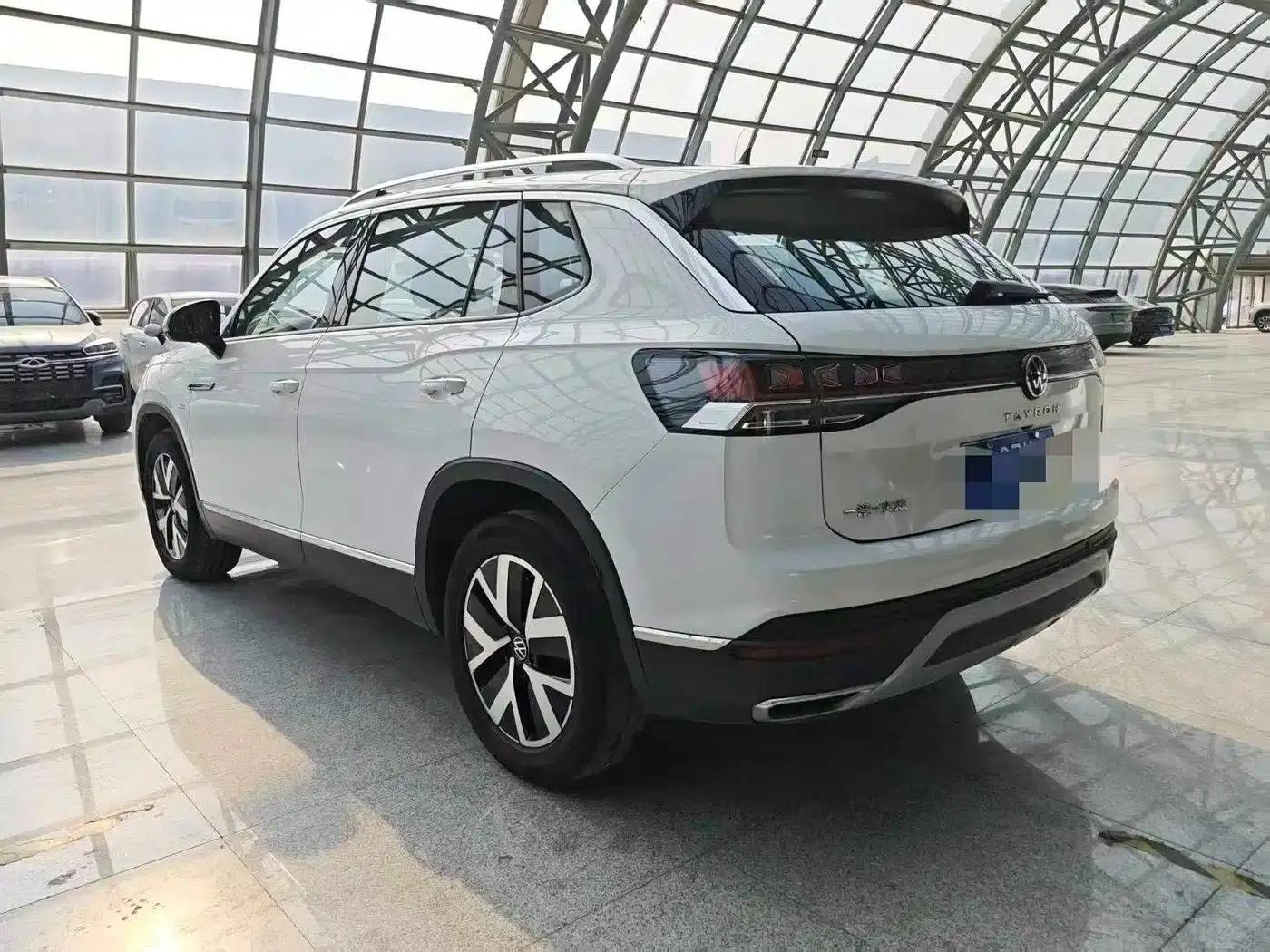 Tayron 2023 280TSI 2WD Luxury Plus Advanced Edition — миниатюра 3