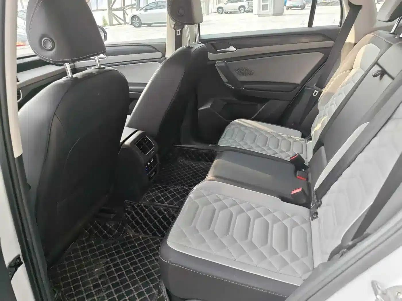 Tayron 2023 280TSI 2WD Luxury Plus Advanced Edition — миниатюра 9