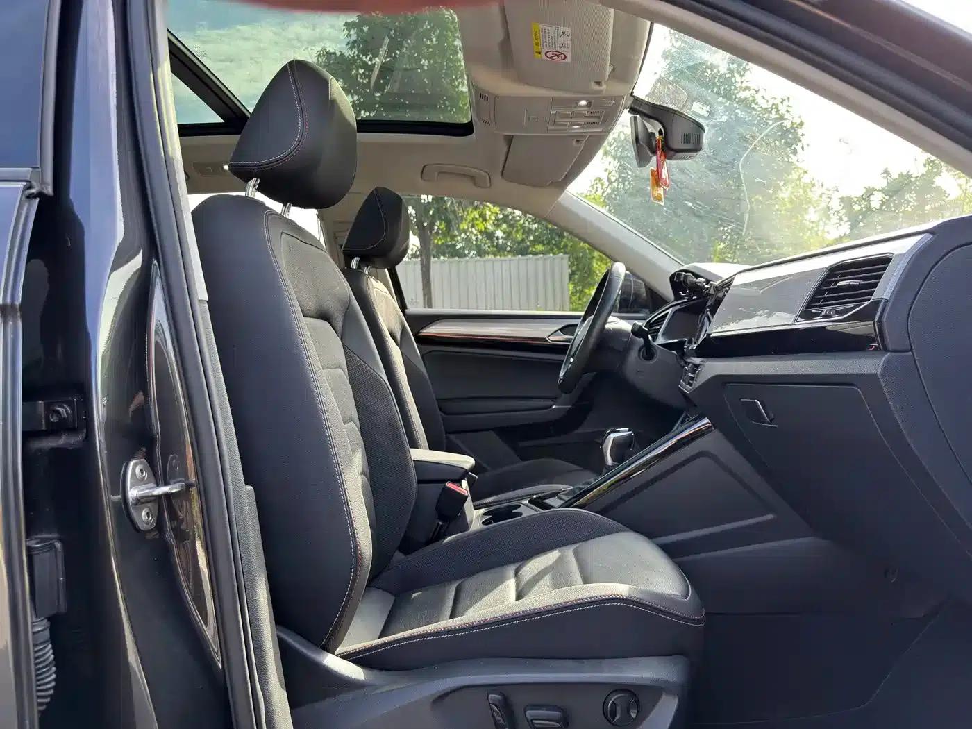 Tayron 2022 330TSI 2WD Luxury Intelligent Connected Edition Plus — миниатюра 9