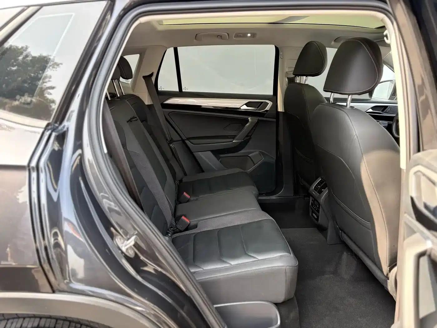 Tayron 2022 330TSI 2WD Luxury Intelligent Edition — миниатюра 24