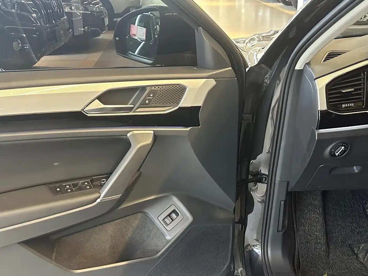 Tayron 2021 280TSI 2WD Luxury Intelligent Edition — миниатюра 11