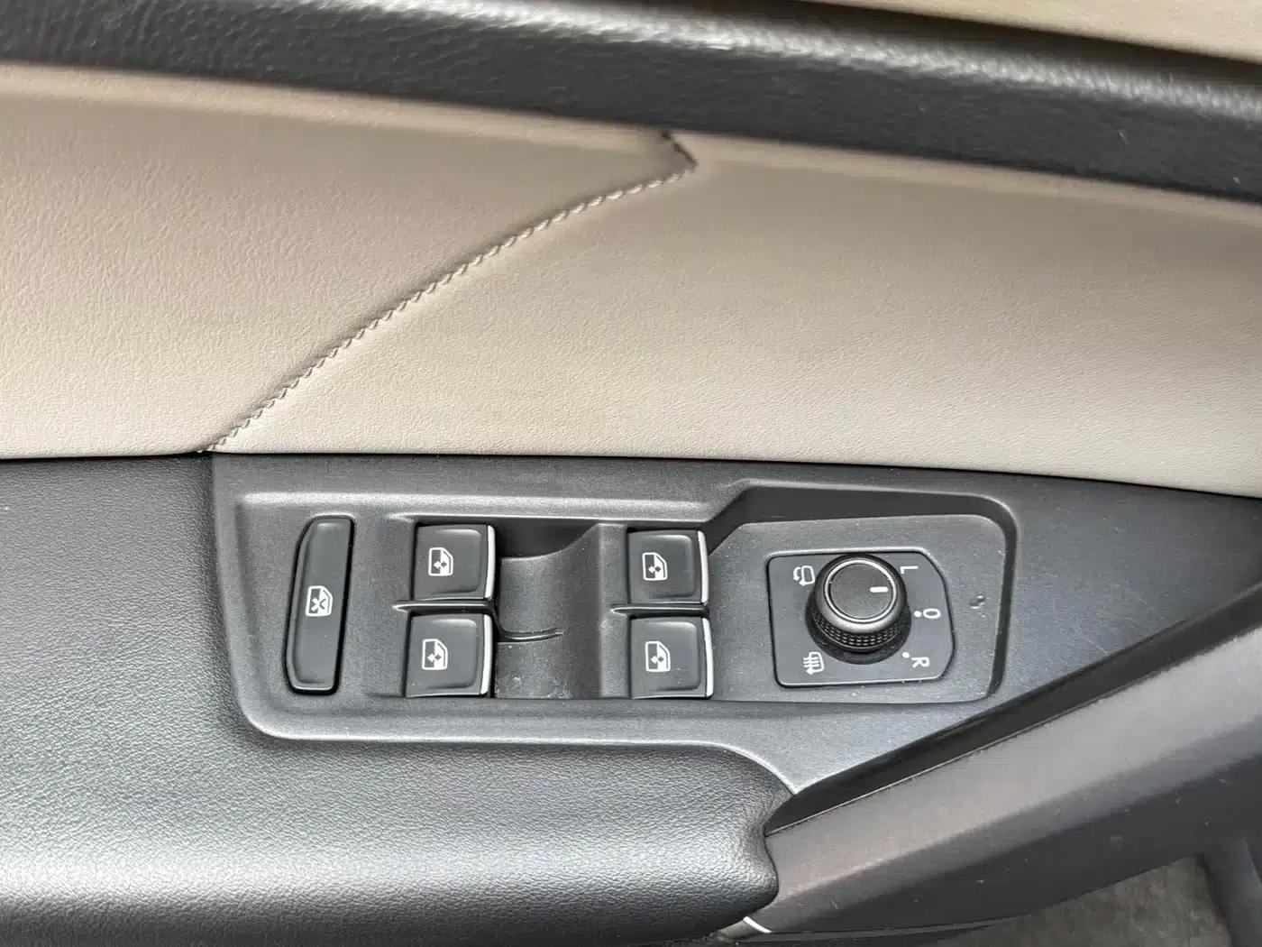 Tayron 2023 280TSI 2WD Luxury Plus Advanced Edition — миниатюра 17