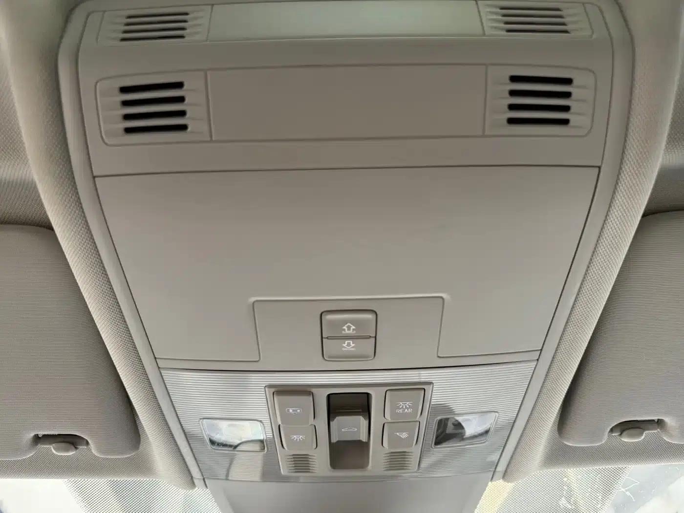 Tayron 2023 280TSI 2WD Luxury Plus Advanced Edition — миниатюра 18