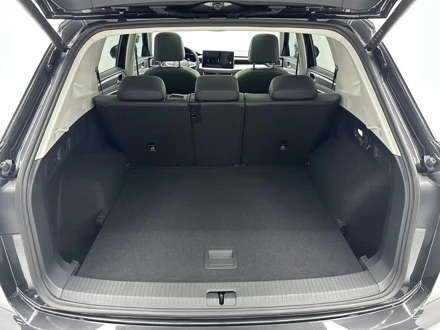 Tayron 2023 280TSI 2WD Luxury Plus Advanced Edition — миниатюра 18