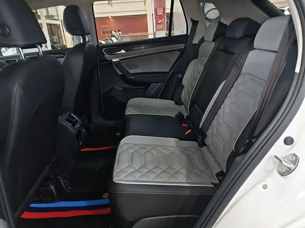 Tayron 2023 330TSI 2WD Luxury Plus Advanced Edition — миниатюра 17