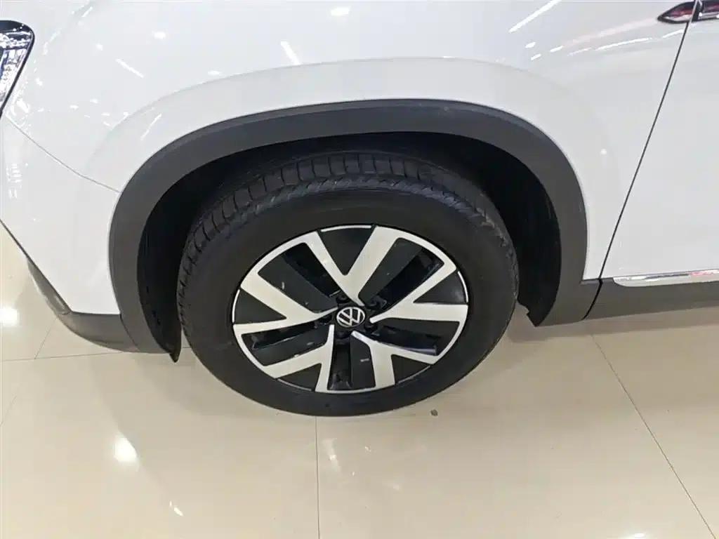 Tayron 2023 330TSI 2WD Luxury Plus Advanced Edition — миниатюра 23