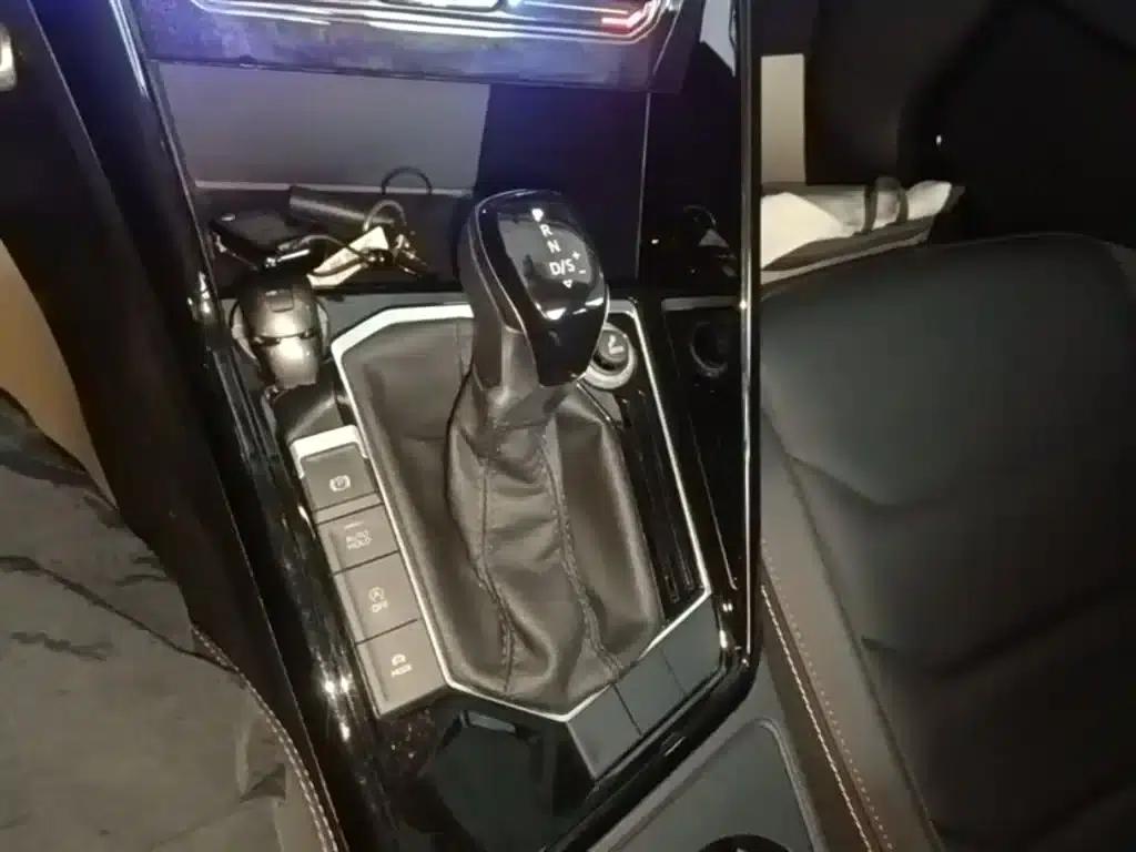 Tayron 2020 330TSI 2WD Luxury Intelligent Edition — миниатюра 14