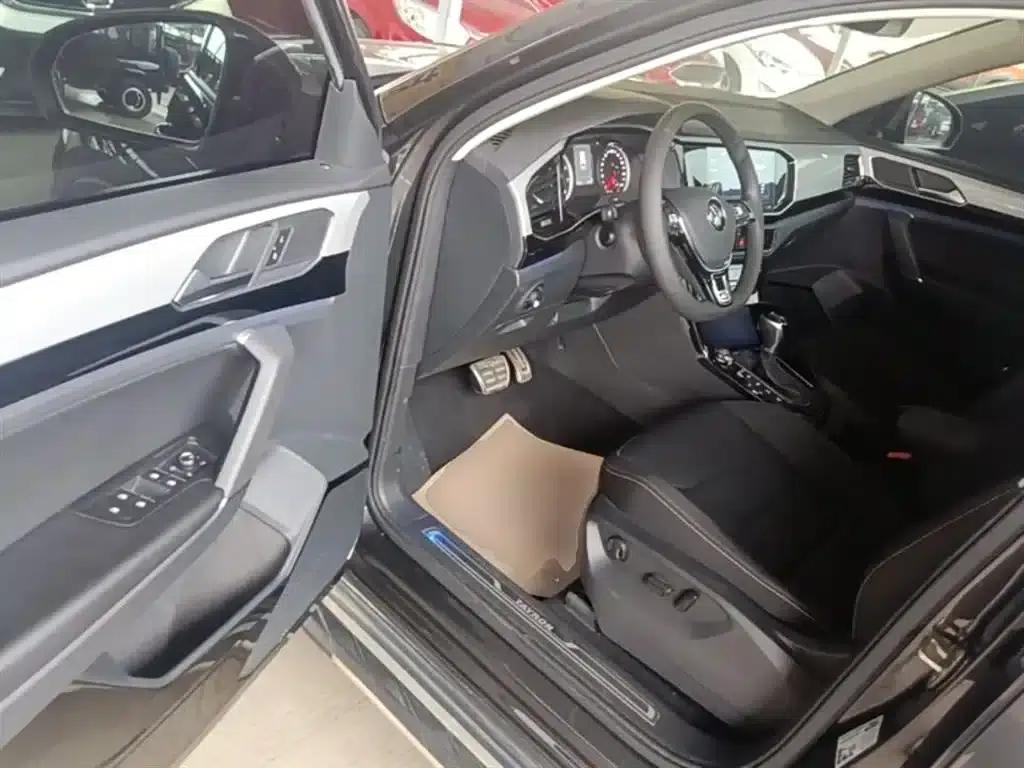 Tayron 2020 330TSI 2WD Luxury Intelligent Edition — миниатюра 16