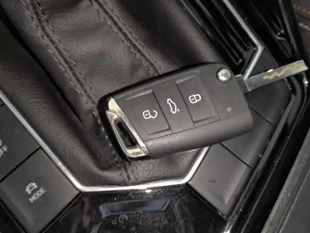 Tayron 2022 280TSI 2WD Luxury Intelligent Edition — миниатюра 9