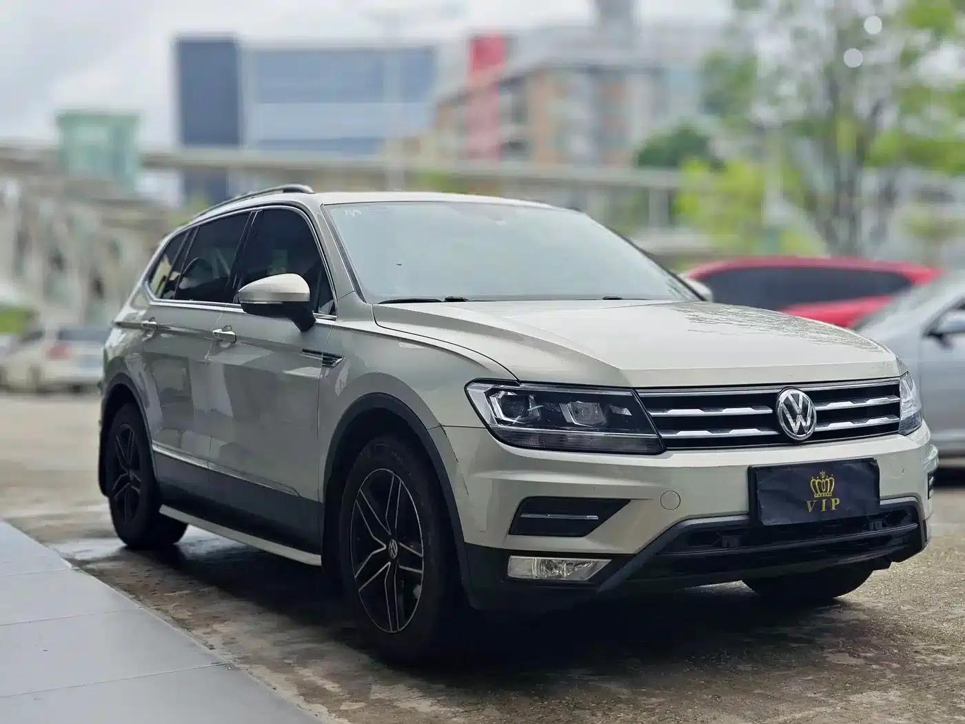 Tiguan L 2017 330TSI Automatic 2WD Luxury Edition — миниатюра 3