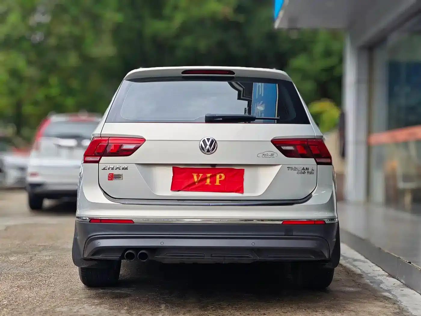 Tiguan L 2017 330TSI Automatic 2WD Luxury Edition — миниатюра 5
