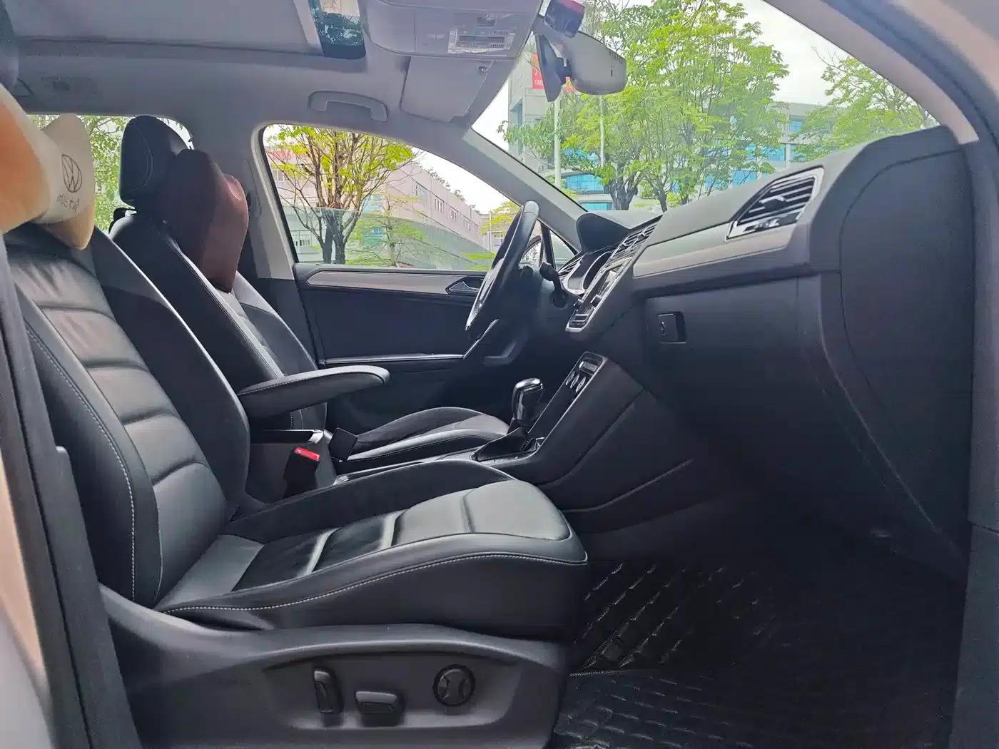 Tiguan L 2017 330TSI Automatic 2WD Luxury Edition — миниатюра 10