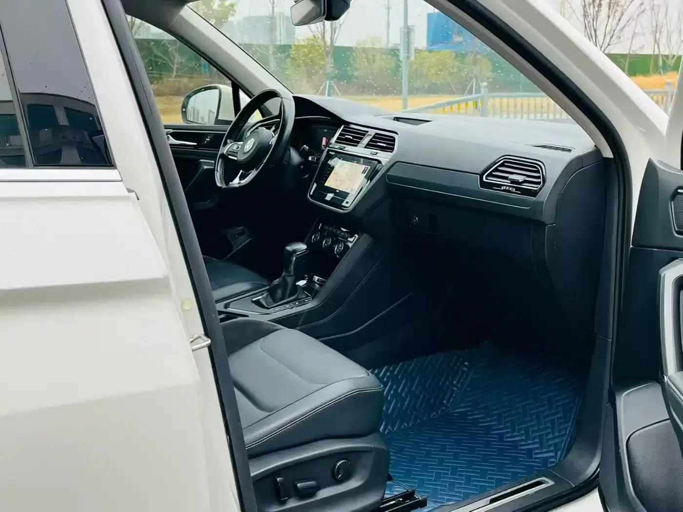Tiguan L 2020 330TSI Automatic 2WD R-Line Flagship Edition (China VI Emission Standard) — миниатюра 5