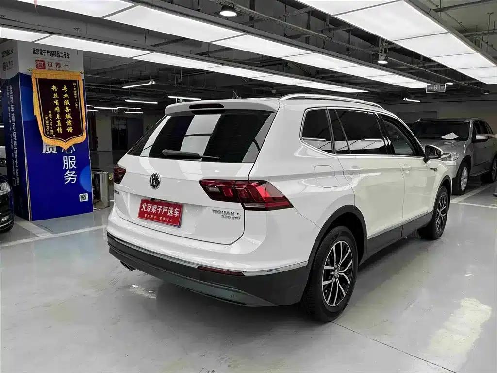 Tiguan L 2017 330TSI Automatic 2WD Luxury Edition — миниатюра 12