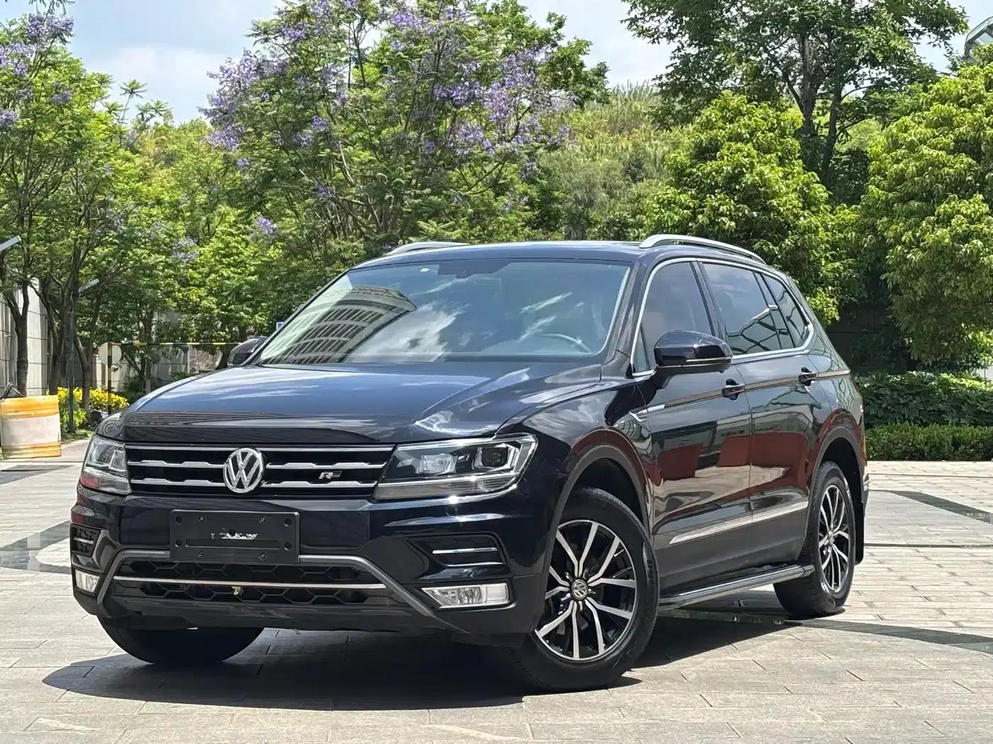 Tiguan L 2018 Facelift 330TSI Automatic 2WD Luxury Edition — миниатюра 1